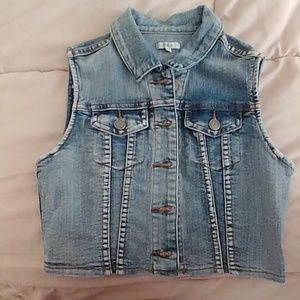 Jean Vest
